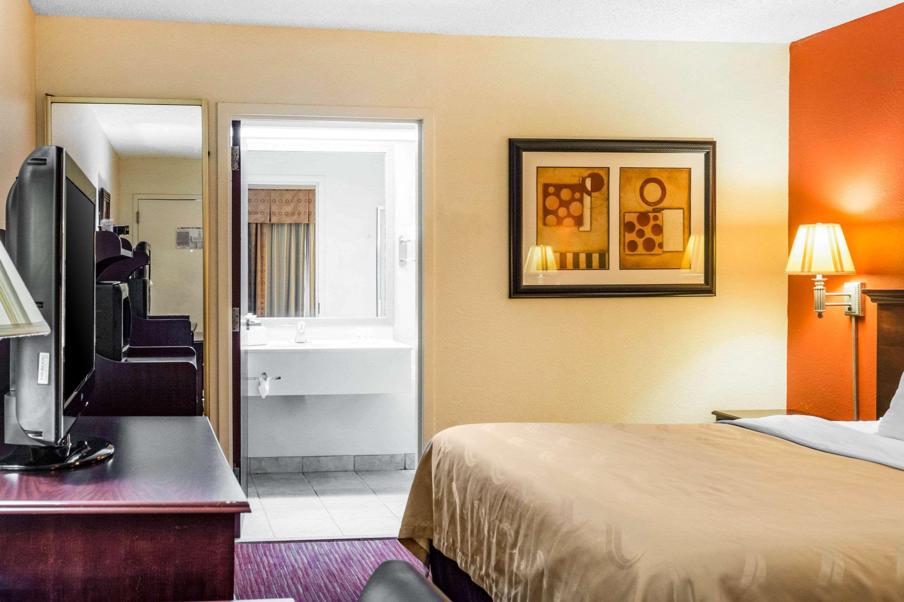 Quality Inn Олбани Экстерьер фото